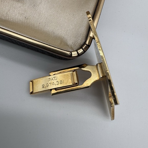 Vintage US American Flag Enamel Cuff Links Tie Tack USA Unbranded Gold - Picture 6 of 11